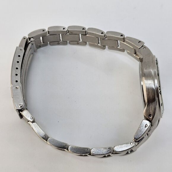 Pedre Women's Watch 30MM White Dial Gray Case Bracelet Band Date 7" New Battery - Picture 11 of 12